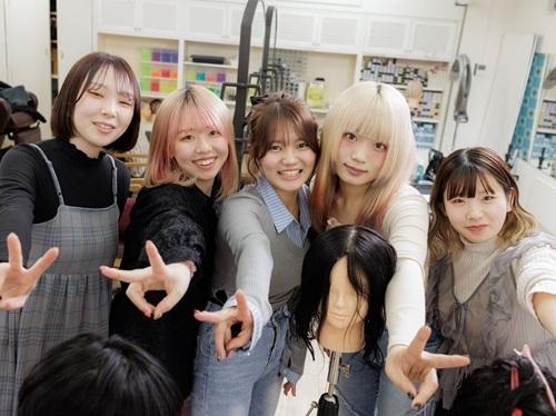 COVER HAIR グループの求人募集情報