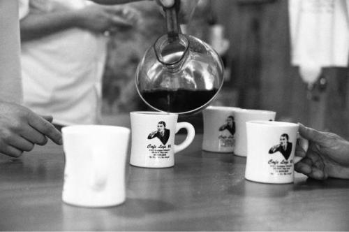 Ron Herman Cafe ロンハーマンカフェ 千駄ヶ谷 ホール のアルバイト パート求人募集 オシャレなカフェ レストランのバイト 求人のラテコ Ron Herman Cafe ロンハーマンカフェ 千駄ヶ谷 ホール のアルバイト パート求人募集 オシャレなカフェ レストランのバイト 求人のラテコ