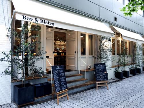 Bar Bistro 64 バーアンドビストロロクヨン 三宮 ホール のアルバイト パート求人募集 オシャレ なカフェ レストランのバイト 求人のラテコ