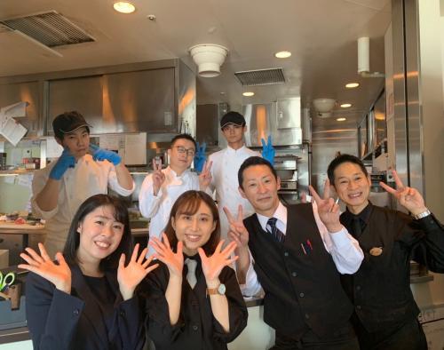 Ocean Casita オーシャンカシータ 池袋 ホール のアルバイト パート求人募集 オシャレなカフェ レストランのバイト 求人のラテコ