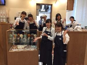 カフェのキッチンのアルバイト バイト求人 ラテコ